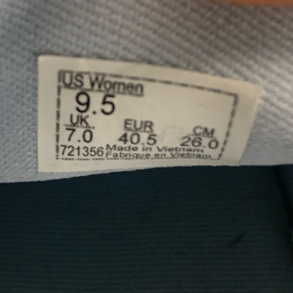 Vans Slip Ons - Picture 10 of 10